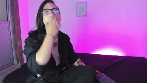 Amoneth online show from 1, 3, 2026