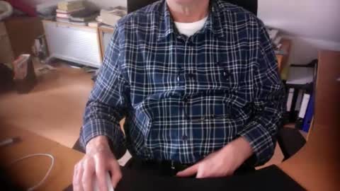 Snapshot of amor2200 chatting on 10, 3, 2026 Amor2200 online show from 10, 3, 2026