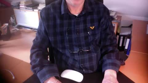 Snapshot of amor2200 chatting on 25, 3, 2026 Amor2200 online show from 25, 3, 2026