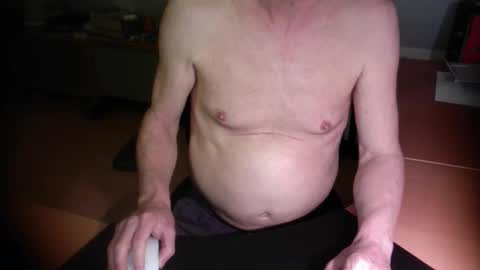 Snapshot of amor2200 chatting on 1, 4, 2026 Amor2200 online show from 1, 4, 2026