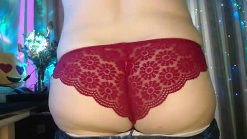 amorelara online show from 24, 7, 2026