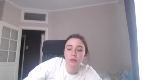 Snapshot of amoremeoww chatting on 30, 3, 2026 miss unforgettable online show from 30, 3, 2026