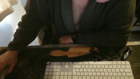 amslave4f online show from 9, 2, 2026