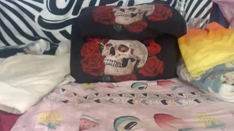 Amuy online show from 29, 10, 2025