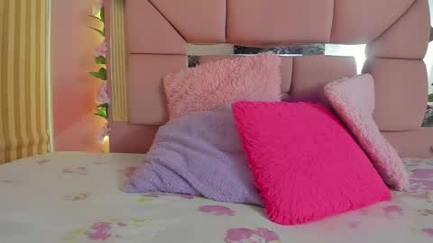 Snapshot of amy__rose__ chatting on 27, 5, 2026 amy__rose__ online show from 27, 5, 2026