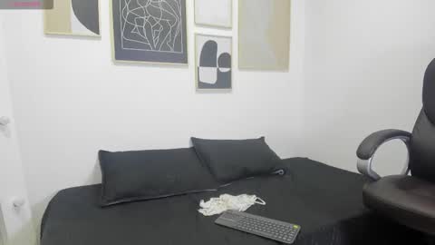 Snapshot of amy_fox2 chatting on 9, 2, 2026 Amy online show from 9, 2, 2026