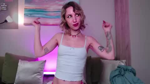Snapshot of amy_glorious chatting on 16, 7, 2026 Amy online show from 16, 7, 2026