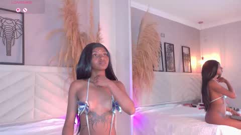 Snapshot of amy_miller2 chatting on 19, 12, 2025 Amy online show from 19, 12, 2025