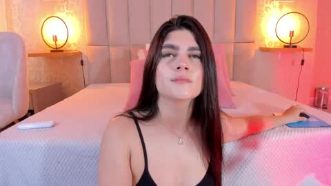 Snapshot of amy_saenzz chatting on 12, 4, 2026 amy online show from 12, 4, 2026