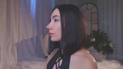 Amy Armstrong online show from 25, 2, 2026