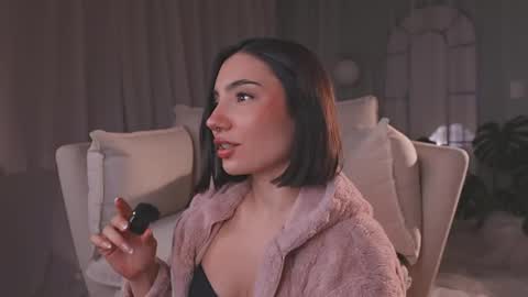 Amy Armstrong online show from 8, 4, 2026