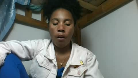 Snapshot of amyatche chatting on 14, 7, 2026 Amyatche online show from 14, 7, 2026