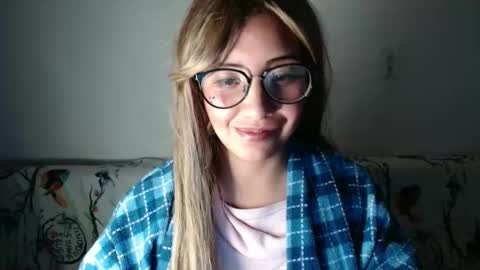 Snapshot of amycosplay99 chatting on 24, 12, 2024 amycosplay99 online show from 24, 12, 2024