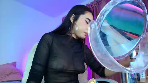 Snapshot of amyolimpo chatting on 11, 6, 2026 Amy ... Nice to meet u thumb up me please its important online show from 11, 6, 2026