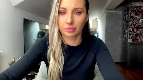 amyroberta92 online show from 25, 9, 2025