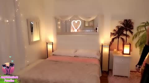  AmyValentine  online show from 17, 10, 2025