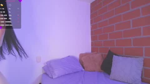 IG amyw0w   online show from 2, 3, 2025