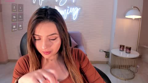    online show from 25, 1, 2025