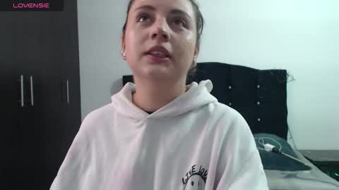 Snapshot of ana_arms_ chatting on 25, 2, 2026 ana_arms_ online show from 25, 2, 2026