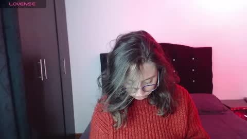 ana_arms_ online show from 13, 4, 2026