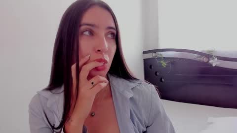 Ana  IG an castillo 1 online show from 10, 3, 2025