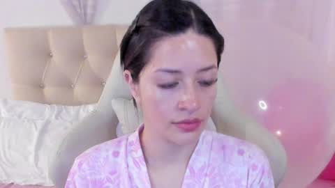 Im anna but you can call me as you want online show from 27, 1, 2025