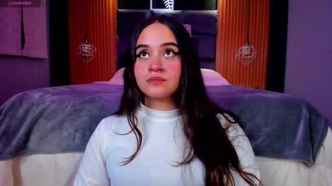 Snapshot of ana_taylor2 chatting on 9, 9, 2025 Ana online show from 9, 9, 2025