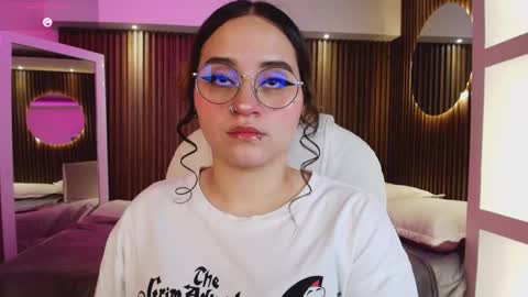 Snapshot of ana_taylor2 chatting on 2, 10, 2025 Ana online show from 2, 10, 2025