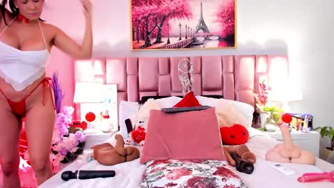 Snapshot of anaa_bellaa chatting on 16, 12, 2025 anaa_bellaa online show from 16, 12, 2025