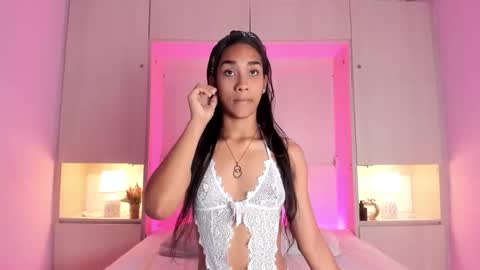 Snapshot of anaacollins_ chatting on 15, 10, 2025 anaacollins_ online show from 15, 10, 2025