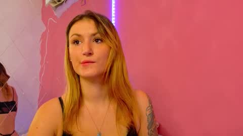 anaayss online show from 28, 10, 2025