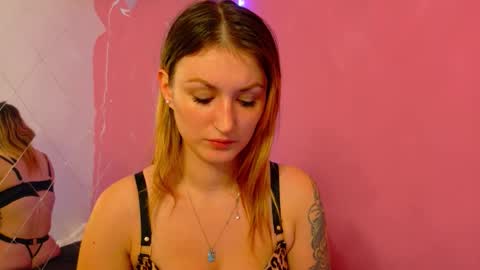 anaayss online show from 5, 11, 2025