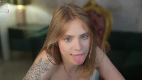 Snapshot of anabel2054 chatting on 9, 7, 2026 Sweet girls online show from 9, 7, 2026
