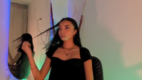 ANABEL WOLF  online show from 21, 1, 2025