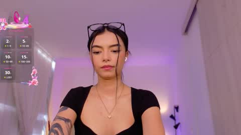 ANABEL WOLF  online show from 17, 10, 2025