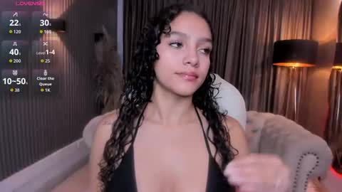 Snapshot of anahi_curlie1 chatting on 10, 7, 2026 Anahi Curlie online show from 10, 7, 2026