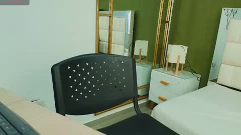 Anahi  online show from 21, 9, 2025