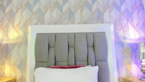   online show from 10, 3, 2025