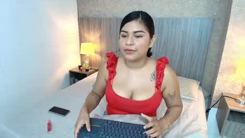 Snapshot of anais_espinosa chatting on 27, 5, 2026 Anais online show from 27, 5, 2026