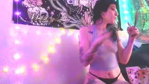 Snapshot of analove_666 chatting on 28, 3, 2026 AnaLove online show from 28, 3, 2026