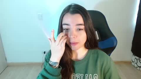 Snapshot of anarosse__ chatting on 31, 1, 2025 ana 3 online show from 31, 1, 2025