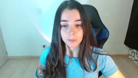 Snapshot of anarosse__ chatting on 15, 2, 2025 ana 3 online show from 15, 2, 2025