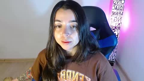 Snapshot of anarosse__ chatting on 3, 2, 2026 ana 3 online show from 3, 2, 2026