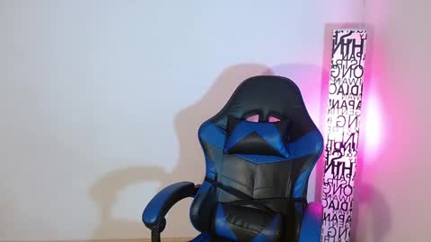 Snapshot of anarosse__ chatting on 5, 2, 2026 ana 3 online show from 5, 2, 2026