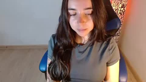 Snapshot of anarosse__ chatting on 10, 6, 2026 ana 3 online show from 10, 6, 2026