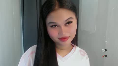 Snapshot of anaruru_ chatting on 5, 4, 2026 ANA online show from 5, 4, 2026