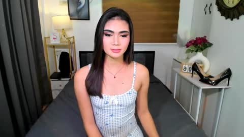 anastashiadeleon online show from 8, 9, 2025