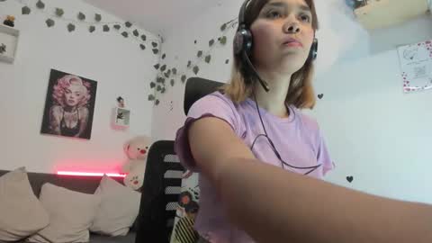 Snapshot of anastasia_tuya chatting on 21, 2, 2026 anastasia online show from 21, 2, 2026