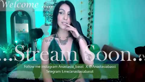 Jennyfer.... but u can say me Anastasia online show from 4, 3, 2026