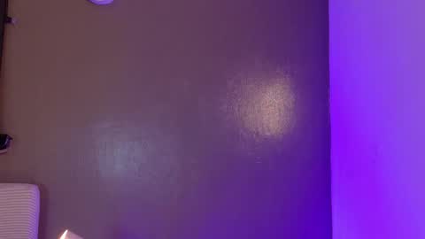 Kendra  online show from 25, 11, 2025